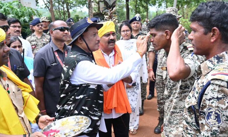 रायपुर-:-जवानों-के-बुलंद-हौसलों-से-मिटेगा-नक्सलवाद-का-कलंक:-मुख्यमंत्री-विष्णु-देव-साय