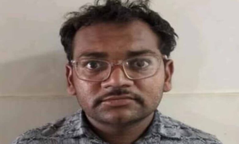 देश-से-गद्दारी-करने-वालों-की-लिस्ट-में-अब-गुजरात-के-सहदेव-सिंह-गोहिल-का-नाम-भी-शामिल,-पाक-भेज-रहा-था-जानकारी