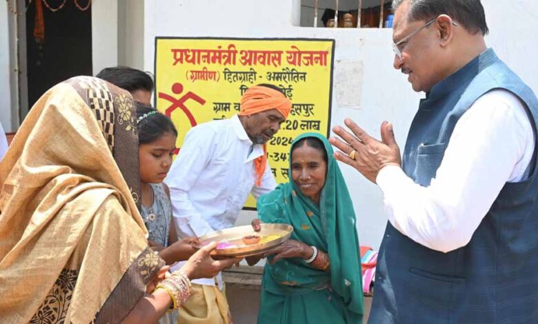 रायपुर-:-मोर-अब्बड़-भाग-हे,-मुख्यमंत्री-मोर-घर-आए-हे:-श्रीमती-अमरौतीन-साहू