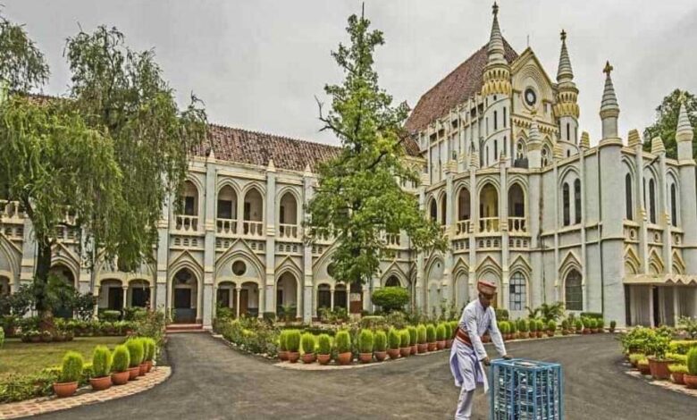 hc-की-सख्ती-बांधवगढ़-टाइगर-रिजर्व-के-10-किमी-दायरे-में-संचालित-आरा-मशीनों-पर,-हटाने-के-निर्देश