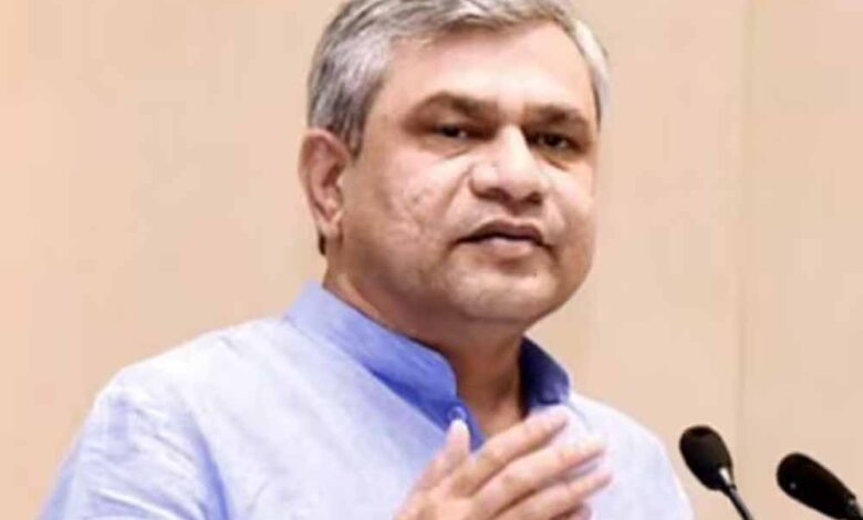 सूचना-और-प्रसारण-मंत्रालय-ने-लिया-अहम-फैसला,-ओटीटी-प्लेटफॉर्म्स-को-कंटेंट-हटाने-के-सख्त-निर्देश