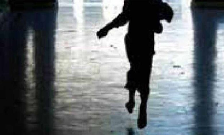 अपचारी-बालकों-ने-सुरक्षा-गार्ड-की-आंखों-में-मिर्ची-पाउडर-फेंका,-संप्रेक्षण-गृह-से-छह-अपचारी-बालक-फरार