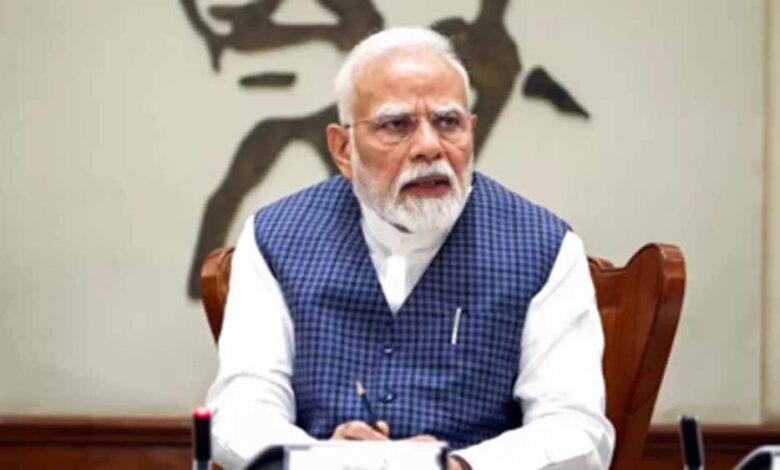 ऑपरेशन-सिंदूर-से-भारत-ने-पाक-की-कमर-तोड़-दी,-मिट्टी-में-मिला-देंगे:-पीएम-मोदी
