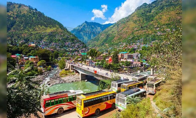 सीजफायर-के-बाद-घाटी-में-लौटे-टूरिस्ट,-नैनीताल-मसूरी-में-भीड़-होटल-फुल;-ट्रैफिक-डायवर्ट