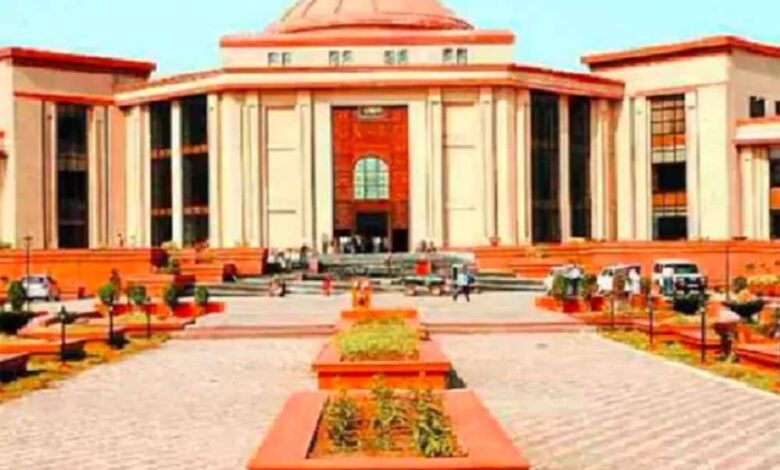 छत्तीसगढ़-हाई-कोर्ट-ने-नाबालिग-दुष्कर्म-पीड़िता-की-जान-बचाने-के-लिए-डॉक्टरों-को-दी-ऑपरेशन-की-अनुमति