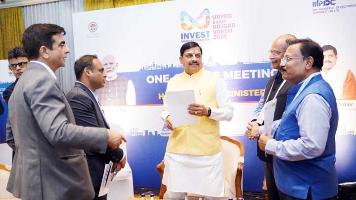 मध्यप्रदेश-में-उद्योगों-के-लिए-सभी-सुविधाएं-उपलब्ध-:-मुख्यमंत्री-डॉ.-यादव