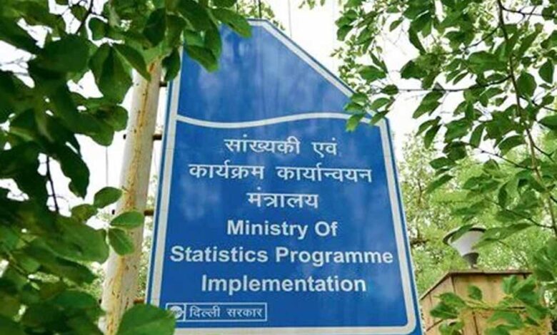 केंद्र-सरकार-ने-कहा-पहली-मासिक-डेटा-सीरीज-ने-अप्रैल-में-बेरोजगारी-दर-5.1-प्रतिशत-रहने-का-लगाया-अनुमान