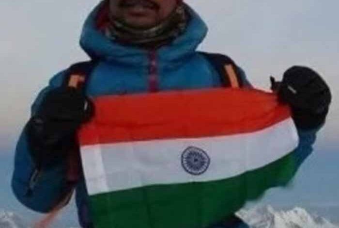 सबसे-ऊंची-चोटी-माउंट-एवरेस्ट-पर-मौजूदा-मार्च-मई-पर्वतारोहण-सीजन-के-दौरान-दो-पर्वतारोहियों-की-मौत-की-पुष्टि