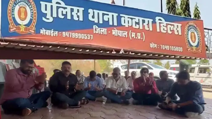 छोटे-शहरों-के-पत्रकारों-पर-बढ़ता-दबाव:-केस-ज्यादा,-सुरक्षा-कम