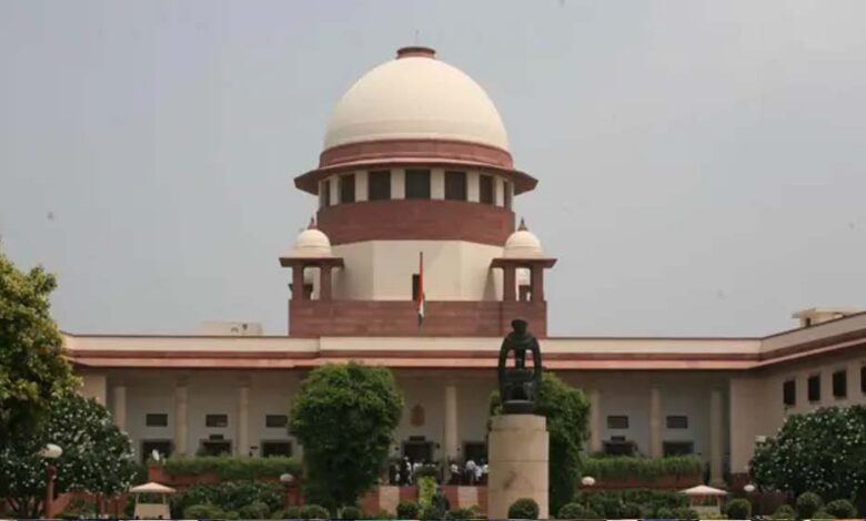 सुप्रीम कोर्ट का स्पष्ट संदेश: मुफ्त योजनाएं रेवड़ी नहीं, रोजगार के अवसर पैदा करें सुप्रीम-कोर्ट-का-स्पष्ट-संदेश:-मुफ्त-योजनाएं-रेवड़ी-नहीं,-रोजगार-के-अवसर-पैदा-करें