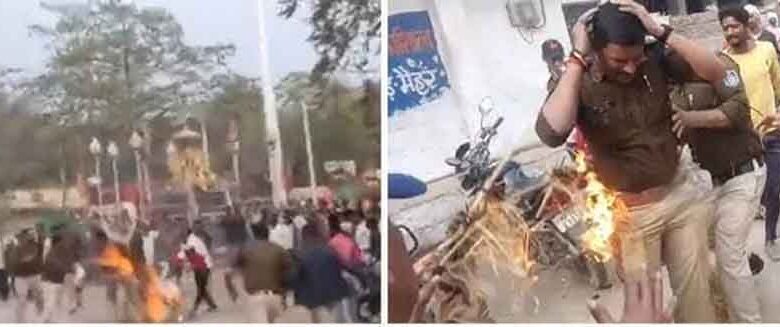 विजयवर्गीय के विरोध में कांग्रेस का प्रदर्शन बेकाबू, पुतले की जगह पुलिसकर्मी झुलसा विजयवर्गीय-के-विरोध-में-कांग्रेस-का-प्रदर्शन-बेकाबू,-पुतले-की-जगह-पुलिसकर्मी-झुलसा