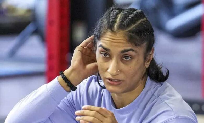 विनेश फोगाट मामले में सुप्रीम कोर्ट की दोटूक, एशियन गेम्स ट्रायल्स विवाद पर WFI को झटका विनेश-फोगाट-मामले-में-सुप्रीम-कोर्ट-की-दोटूक,-एशियन-गेम्स-ट्रायल्स-विवाद-पर-wfi-को-झटका