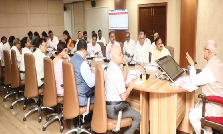 सिकल सेल उन्मूलन प्रयासों को दें सघनता : राज्यपाल पटेल सिकल-सेल-उन्मूलन-प्रयासों-को-दें-सघनता-:-राज्यपाल-पटेल