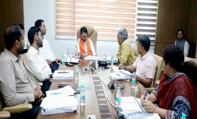 भारत सरकार के मॉडल फायर एक्ट के अनुरूप बनाये नियम : मंत्री विजयवर्गीय भारत-सरकार-के-मॉडल-फायर-एक्ट-के-अनुरूप-बनाये-नियम-:-मंत्री-विजयवर्गीय