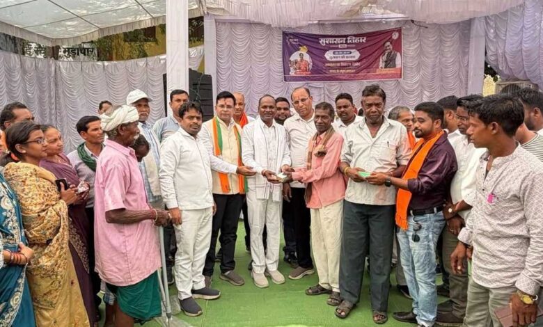 पाली के ग्राम पंचायत मुड़ापार में जनसमस्या निवारण शिविर का हुआ आयोजन 238 आवेदनों का हुआ त्वरित निराकरण पाली-के-ग्राम-पंचायत-मुड़ापार-में-जनसमस्या-निवारण-शिविर-का-हुआ-आयोजन-238-आवेदनों-का-हुआ-त्वरित-निराकरण