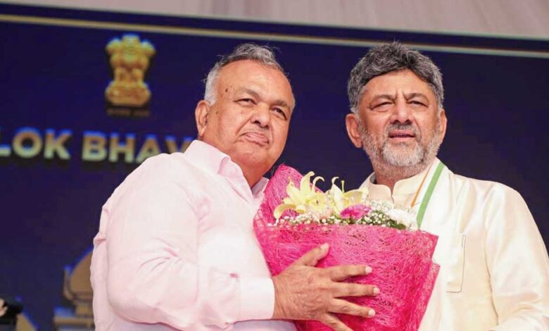 कर्नाटक कैबिनेट में बवाल: पसंदीदा विभाग न मिलने पर रामलिंगा रेड्डी का इस्तीफा कर्नाटक-कैबिनेट-में-बवाल:-पसंदीदा-विभाग-न-मिलने-पर-रामलिंगा-रेड्डी-का-इस्तीफा