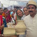 बिहान-योजना-से-मिली-नई-पहचान,-लटोरी-की-महिलाएं-हस्तशिल्प-के-जरिए-बन-रहीं-आत्मनिर्भर