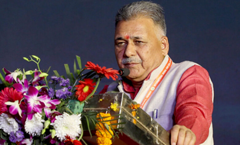 आयुर्वेद और योग को जन-जन तक पहुँचाकर स्वस्थ समाज का निर्माण करें: आयुष मंत्री परमार आयुर्वेद-और-योग-को-जन-जन-तक-पहुँचाकर-स्वस्थ-समाज-का-निर्माण-करें:-आयुष-मंत्री-परमार