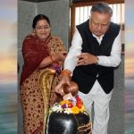 मुख्यमंत्री-विष्णु-देव-साय-ने-विधानसभा-अध्यक्ष-डॉ.-रमन-सिंह-को-वैवाहिक-वर्षगांठ-पर-दी-बधाई