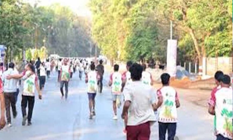 सक्ती में मैराथन दौड़ के जरिए विकास का संदेश, ‘12 साल विश्वास और जनकल्याण के’ थीम रही खास सक्ती-में-मैराथन-दौड़-के-जरिए-विकास-का-संदेश,-‘12-साल-विश्वास-और-जनकल्याण-के’-थीम-रही-खास