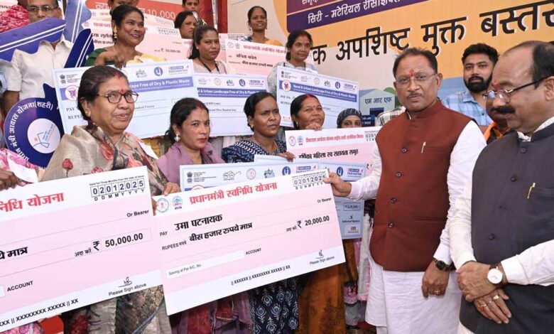स्ट्रीट वेंडर्स के सपनों को मिली नई उड़ान स्ट्रीट-वेंडर्स-के-सपनों-को-मिली-नई-उड़ान