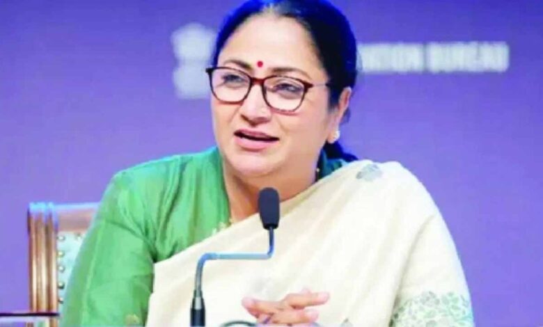रेखा गुप्ता ने यमुना सफाई अभियान में लिया हिस्सा, जनभागीदारी पर दिया जोर रेखा-गुप्ता-ने-यमुना-सफाई-अभियान-में-लिया-हिस्सा,-जनभागीदारी-पर-दिया-जोर