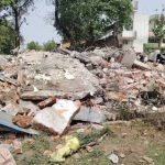 हाईकोर्ट-के-आदेश-के-बाद-अवैध-मदरसे-पर-चला-बुलडोजर,-नगर-निगम-की-कार्रवाई-से-हड़कंप