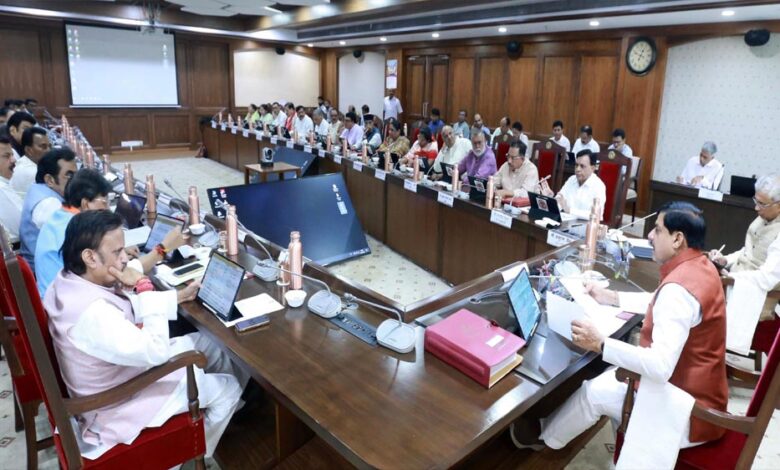 बुनियादी ढांचे, स्वास्थ्य सेवाएं और जन-कल्याण के लिए 24 हजार 200 करोड़ रूपये की स्वीकृति बुनियादी-ढांचे,-स्वास्थ्य-सेवाएं-और-जन-कल्याण-के-लिए-24-हजार-200-करोड़-रूपये-की-स्वीकृति