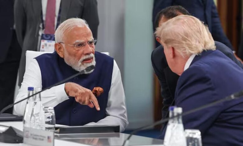 16 महीने बाद PM मोदी-ट्रंप की मुलाकात, सिर्फ हैंडशेक से दिया बड़ा संदेश; रिश्तों पर क्या बोले प्रधानमंत्री? 16-महीने-बाद-pm-मोदी-ट्रंप-की-मुलाकात,-सिर्फ-हैंडशेक-से-दिया-बड़ा-संदेश;-रिश्तों-पर-क्या-बोले-प्रधानमंत्री?
