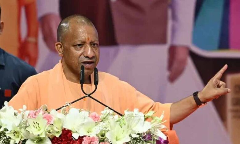 सीएम योगी का अयोध्या में बयान, राम मंदिर चढ़ावा विवाद पर SIT जांच का दिया भरोसा सीएम-योगी-का-अयोध्या-में-बयान,-राम-मंदिर-चढ़ावा-विवाद-पर-sit-जांच-का-दिया-भरोसा