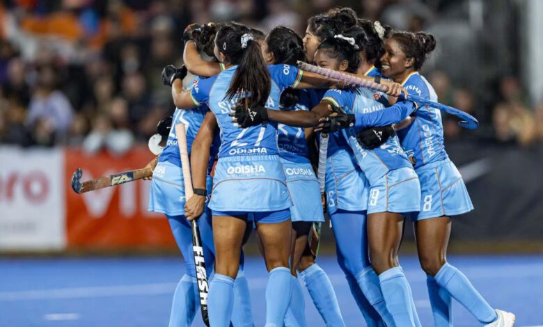 भारतीय महिला हॉकी टीम बनी FIH नेशंस कप 2025-26 की चैंपियन, न्यूजीलैंड को 2-0 से हराया भारतीय-महिला-हॉकी-टीम-बनी-fih-नेशंस-कप-2025-26-की-चैंपियन,-न्यूजीलैंड-को-2-0-से-हराया
