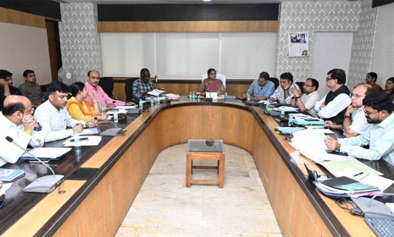 निर्माण और जन सुविधाएं विकसित करने के कार्यों को गति देने सक्रियता से करें मॉनिटरिंग – शंगीता आर निर्माण-और-जन-सुविधाएं-विकसित-करने-के-कार्यों-को-गति-देने-सक्रियता-से-करें-मॉनिटरिंग-–-शंगीता-आर