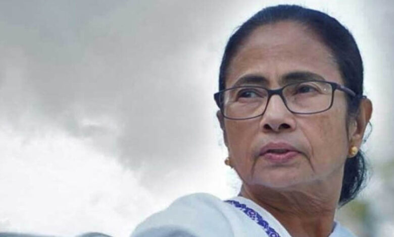 TMC सरकार पर ₹2.29 लाख करोड़ की गड़बड़ी का आरोप, विधानसभा में पेश हो सकती है CAG रिपोर्ट tmc-सरकार-पर-₹2.29-लाख-करोड़-की-गड़बड़ी-का-आरोप,-विधानसभा-में-पेश-हो-सकती-है-cag-रिपोर्ट