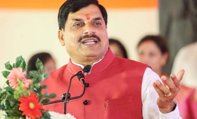 मध्यप्रदेश-में-जनजातीय-छात्रावास-आश्रम-के-विद्यार्थियों-की-शिष्यवृत्ति-दरों-में-बढ़ोतरी