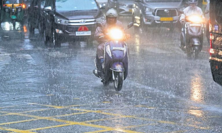 mp-weather:-भोपाल-सीहोर-समेत-कई-इलाकों-में-बारिश,-50-जिलों-में-अलर्ट;-खरगोन-में-आकाशीय-बिजली-से-2-की-मौत
