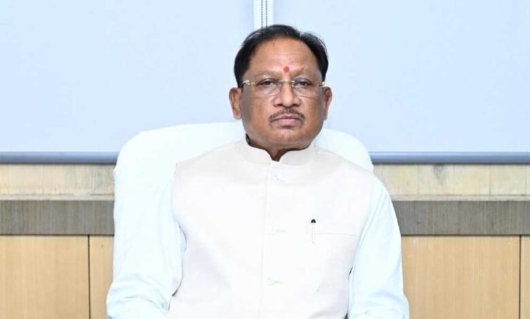 नकटी-में-शासकीय-भूमि-से-अतिक्रमण-हटाने-से-पहले-सरकार-ने-प्रभावित-परिवारों-को-दिया-पक्का-आवास