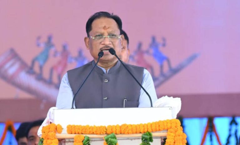 रायपुर-:-मुख्यमंत्री-विष्णुदेव-साय-ने-बम्हनीडीह-के-विकास-की-नई-यात्रा-का-किया-शुभारंभ