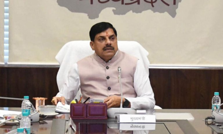 किसानों-से-सीधे-संवाद-के-लिए-राजधानी-से-लेकर-मैदानी-स्तर-तक-किये-जाये-कार्यक्रम-आयोजित-:-मुख्यमंत्री-डॉ.-यादव