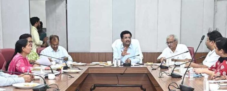 विज्ञान-भवन-बनेगा-अनुसंधान-और-नवाचार-का-आधुनिक-केंद्र:-प्रमुख-सचिव-सोनमणि-बोरा