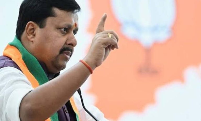 भाजपा-राष्ट्रीय-अध्यक्ष-नितिन-नवीन-ने-दिया-एकजुटता-का-संदेश,-संगठन-में-समन्वय-पर-जोर