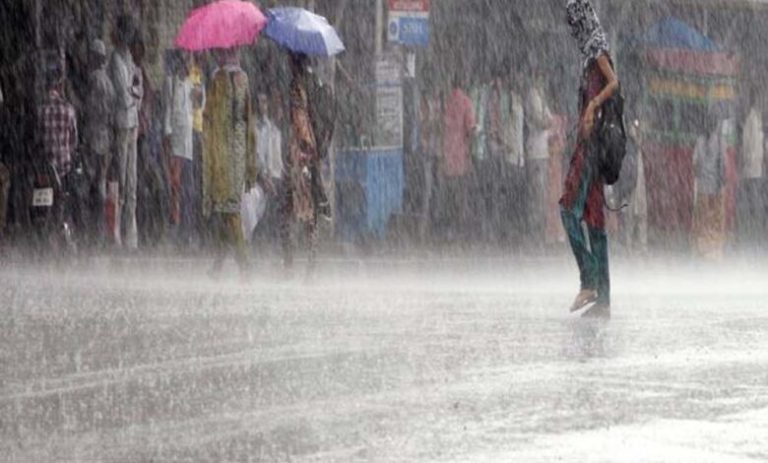 15-राज्यों-में-भारी-बारिश-का-अलर्ट:-60-किमी/घंटा-तक-तेज-हवाओं-की-चेतावनी