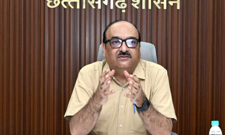 मुख्य-सचिव-की-उच्च-स्तरीय-बैठक,-विभागों-की-प्रमुख-योजनाओं-और-कार्यों-की-प्रगति-की-समीक्षा