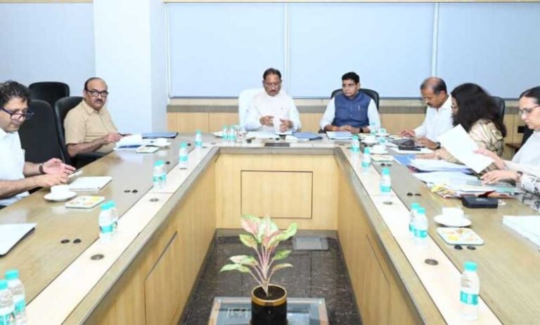 राज्य-सरकार-के-नीतिगत-सुधारों-एवं-नवाचारों-से-राजस्व-प्रशासन-में-आया-सकारात्मक-बदलाव-:-मुख्यमंत्री-विष्णुदेव-साय