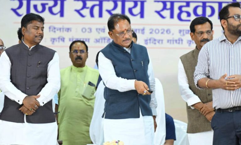 रायपुर-:-तेन्दूपत्ता-संग्राहकों-के-आर्थिक-सशक्तिकरण-के-लिए-सरकार-पूरी-तरह-प्रतिबद्ध-–-वन-मंत्री-केदार-कश्यप