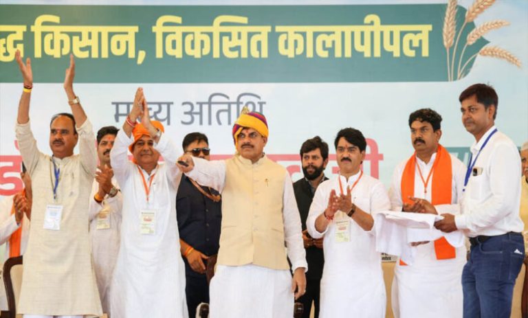 सीएम-डॉ-मोहन-ने-कालापीपल-को-दी-30.86-करोड़-की-सौगात,-दोहराया-ucc-को-लागू-करने-का-संकल्प