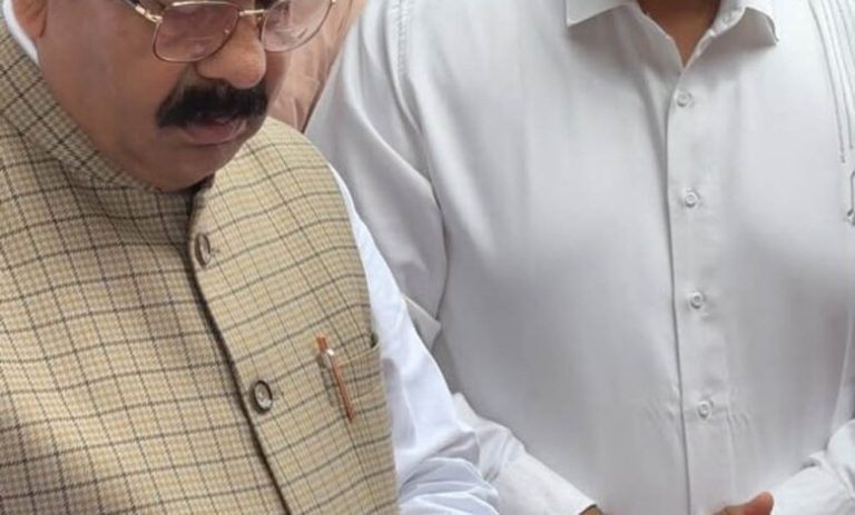माननीय-उपमुख्यमंत्री-अरुण-साव-ने-मनोकामना-रथ-को-हरी-झंडी-दिखाकर-किया-जोहार-जगन्नाथ-कार्यक्रम-का-शुभारंभ