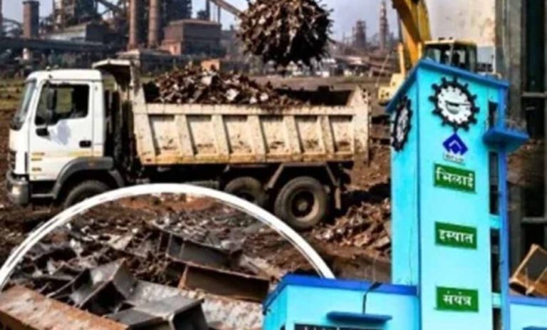 bhilai-steel-plant-में-बड़ा-हादसा,-50-फीट-नीचे-गिरा-क्रेन-का-केबिन;-ऑपरेटर-गंभीर-घायल