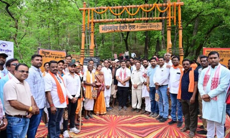 भोरमदेव-में-इको-टूरिज्म-को-मिली-नई-पहचान,-उप-मुख्यमंत्री-ने-वन-महोत्सव-और-6-किमी-लंबे-इको-ट्रेल-का-किया-शुभारंभ