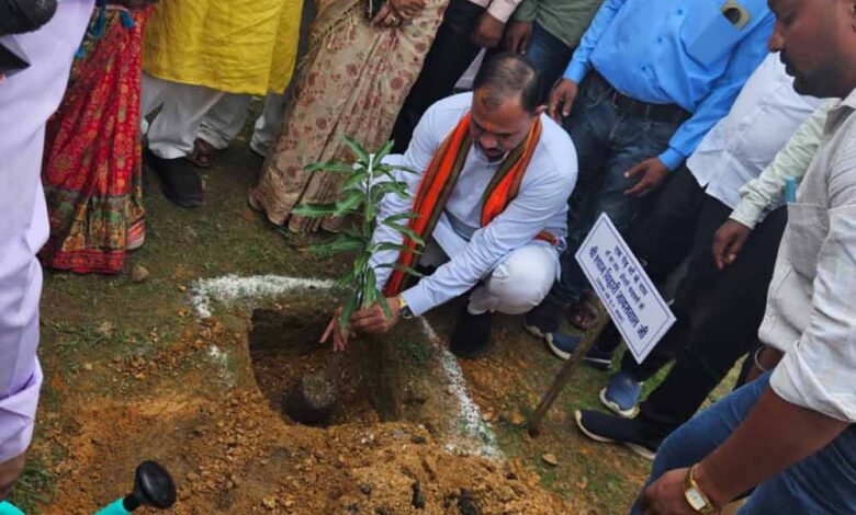 cg-में-मुख्यमंत्री-विष्णु-देव-साय-के-नेतृत्व-में-जल-संरक्षण-बना-जनआंदोलन
